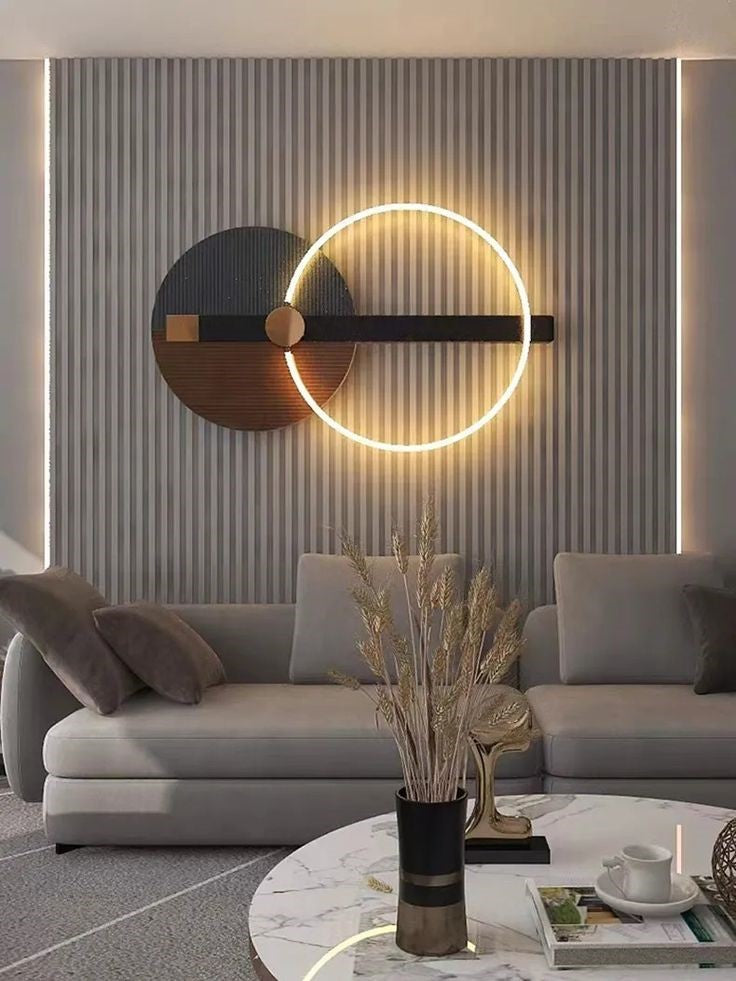 10 Inspirasi Hiasan Dinding Ruang Tamu untuk Tampilan Elegan dan Menawan
